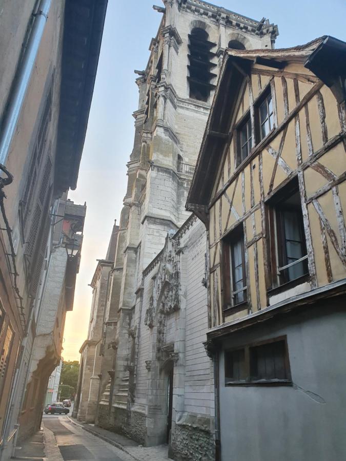 Le Logis Du Clocher Troyes Dış mekan fotoğraf