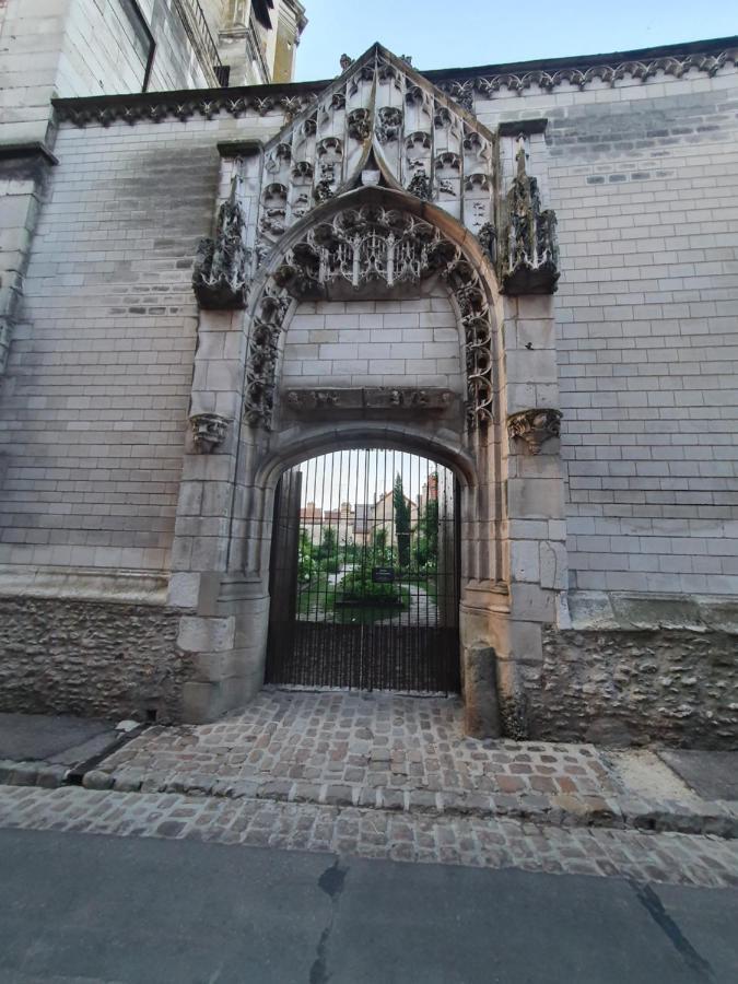 Le Logis Du Clocher Troyes Dış mekan fotoğraf