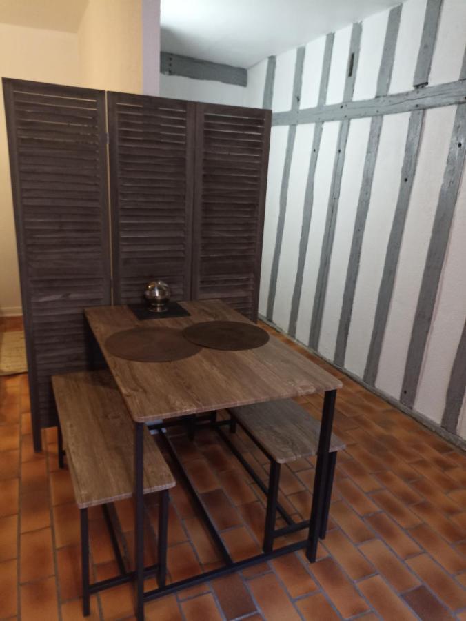 Le Logis Du Clocher Troyes Dış mekan fotoğraf